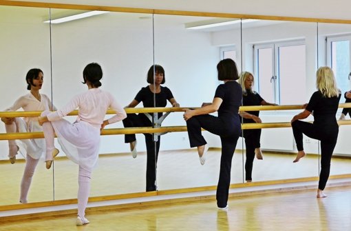 Die Tanzpädagogin Annie Assimakopoulou  lebt Ballett – und steckt die anderen an. Foto: Degel