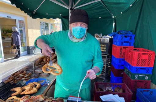 Am Wochenende verkauft der Bio-Bäcker  Martin Grath auf dem Heidenheimer Wochenmarkt. Foto: privat