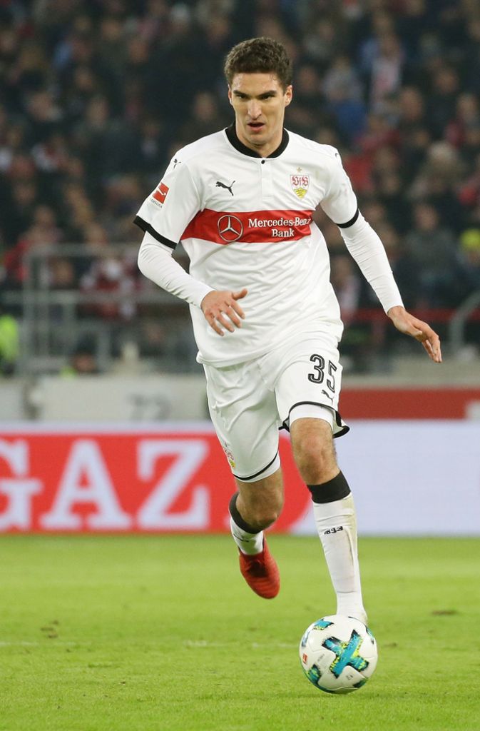 Marcin Kaminski (4): Der Pole kam in der Pause für Emiliano Insua, der VfB spielte fortan mit einer Fünferkette. Stabiler wurde die Stuttgarter Defensive dadurch nicht. Im Gegenteil.