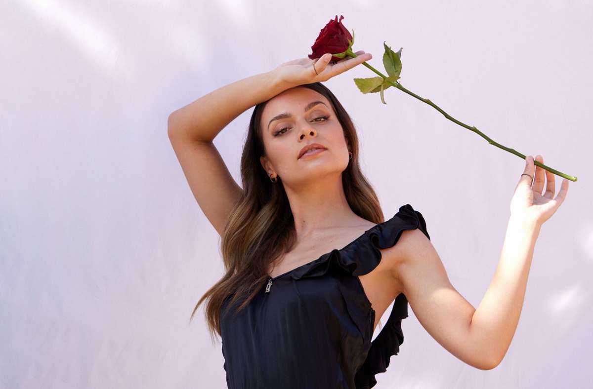 In der Bachelor-Staffel von 2018 war Maxime Herbord selbst  eine Kandidatin – jetzt verteilt sie als aktuelle Bachelorette die Rosen.