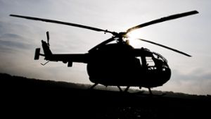 Schwarzer Helikopter lässt Passanten rätseln