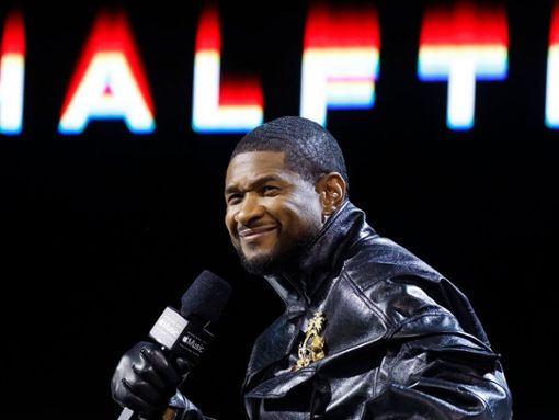 Usher bei der Pressekonferenz im Vorfeld zu seinem Super-Bowl-Auftritt. Foto: imago/UPI Photo
