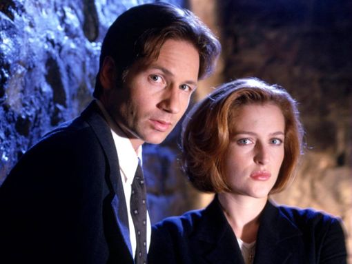 David Duchovny und Gillian Anderson als Mulder und Scully in Akte X. Foto: imago images/Everett Collection/20thCentFox