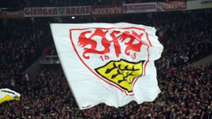 Die Fans des VfB Stuttgart halten zusammen (Symbolbild). Foto: imago images/Avanti