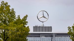 Das Konzernergebnis von Mercedes-Benz  legte in den ersten drei Monaten um 12 Prozent zu. Foto: IMAGO/Arnulf Hettrich