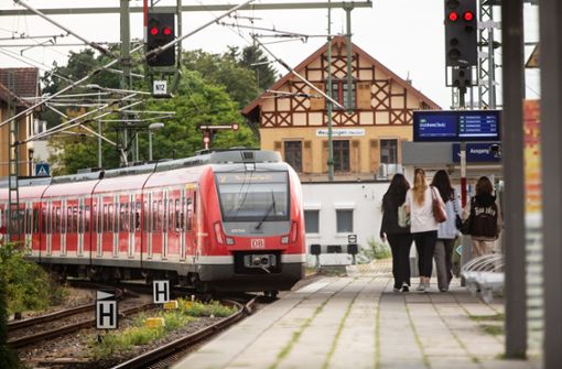 Wendlingen ist laut Bürgermeister Steffen Weigel gut an den Schienenverkehr angeschlossen. Foto: Ines Rudel
