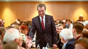 Oettinger schwört CDU auf Europawahl ein