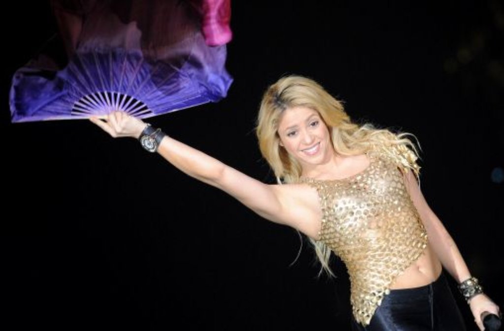 Die kolumbianische Sängerin Shakira erwartet ihr erstes Baby.