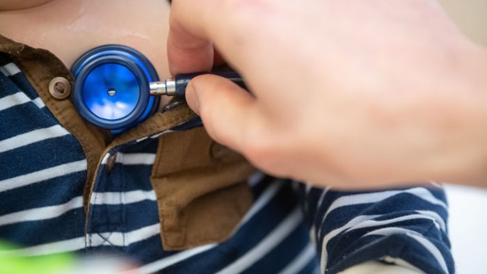 Zu wenig Kinderärzte: Endlose Wartezeiten beim Kinderarzt