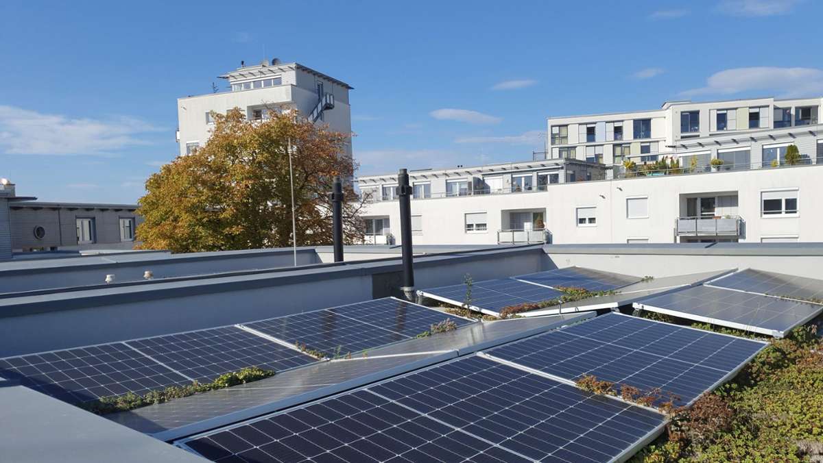 Photovoltaik in Stuttgart: Solaranlage hängt in der Warteschleife statt am  Netz - Möhringen