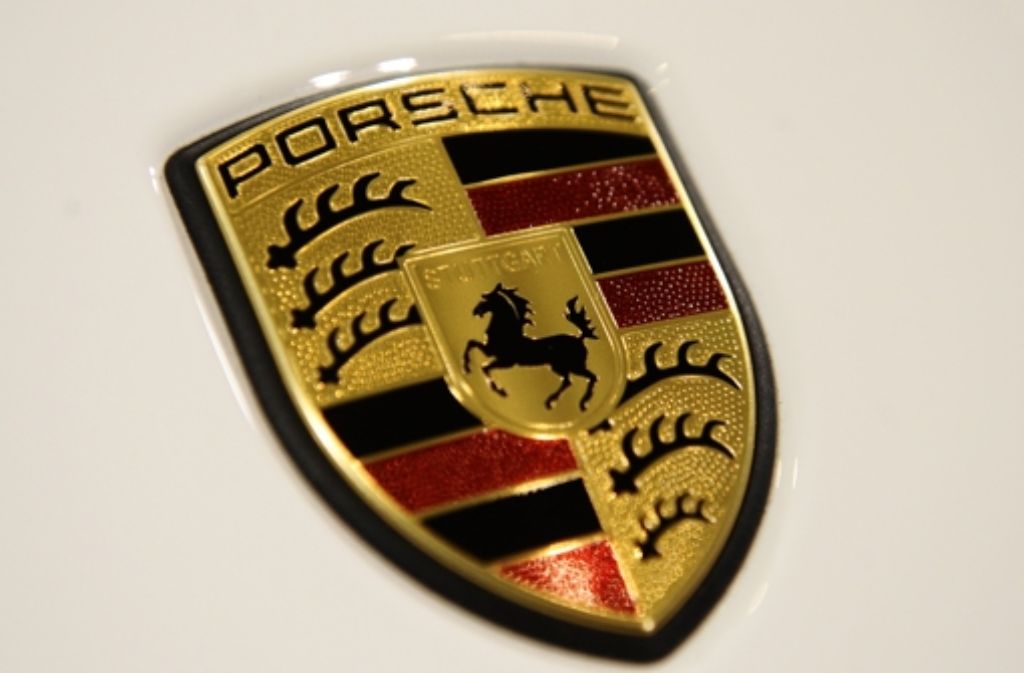Die Porsche AG hat ein rund zehn Hektar großes Gelände südlich der S-Bahn-Linie in Zuffenhausen erworben. Foto: dapd