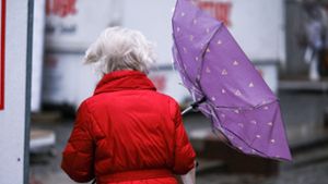Regen und teilweise orkanartige Böen erwartet der Wetterdienst im Laufe der Woche. (Symbolbild) Foto: IMAGO/Michael Gstettenbauer/IMAGO/Michael Gstettenbauer