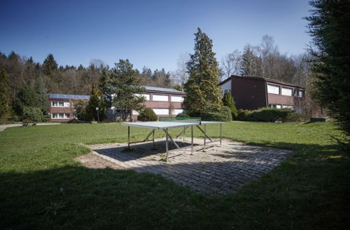 Im ehemaligen Freizeitzentrum sollen Flüchtlinge  in Quarantäne. Foto: Gottfried Stoppel