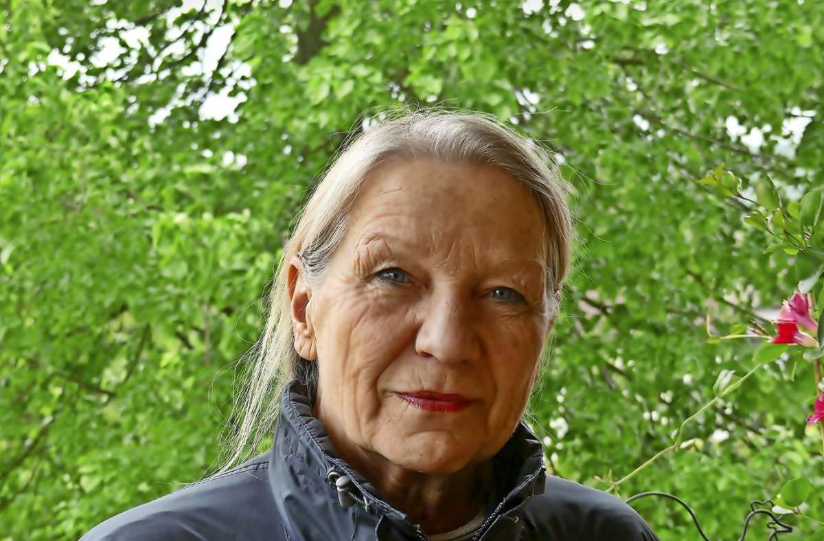 Lebt seit mehr als 40 Jahren mit einer fremden Niere: Sylvia Mehlbeer aus Adelberg. Foto: Sabine Ackermann
