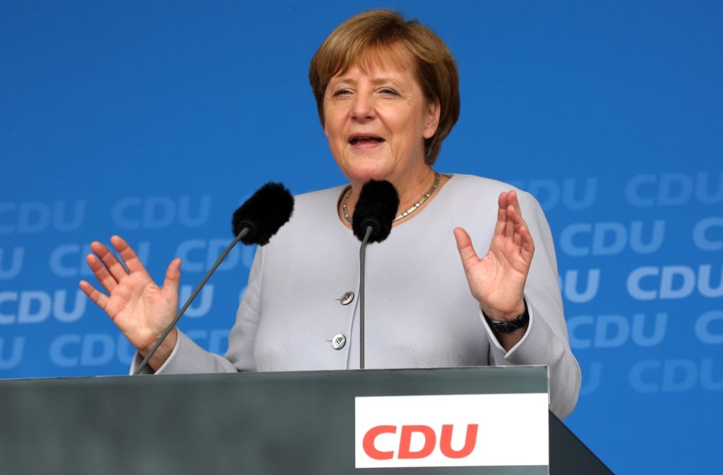 Lange hat man der Kanzlerin Konsenspolitik mangelndes Profil vorgeworfen. Nun löst Angela Merkel heftigste Debatten aus.