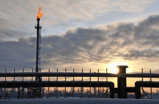 Gasfackel auf westsibirischem Gasfeld – Russland ist für die Energieversorgung Deutschlands extrem bedeutend Foto: dpa