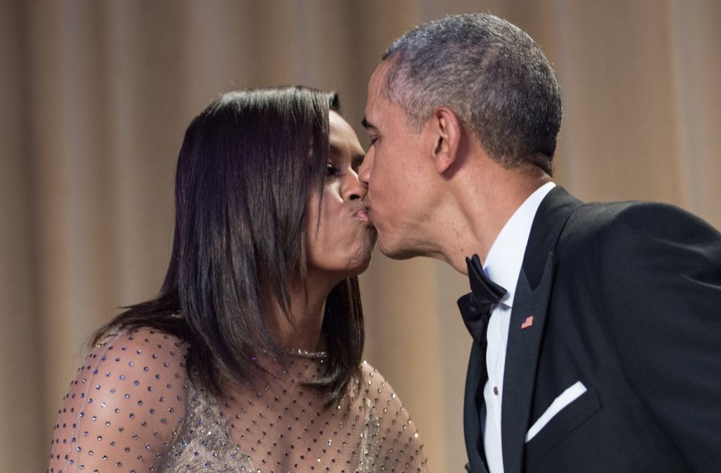 Obama und seine Frau Michelle gaben sich auf der Dinnerparty im Weißen Haus sehr vertraut. Wer unter den Gästen war, sehen Sie in unserer Bildergalerie.