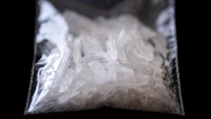 Ein Kilo Crystal bei mutmaßlichen Drogendealern gefunden