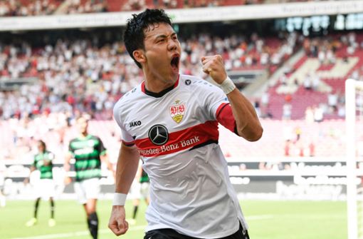 Wataru Endo ist der neue Kapitän des VfB Stuttgart. Foto: AFP/THOMAS KIENZLE
