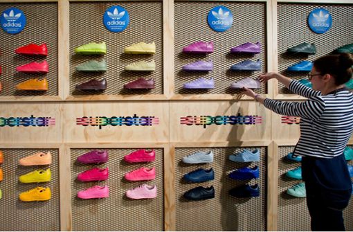 Gegen den Plastikmüll: Adidas fertigt Schuhe Plastikmüll