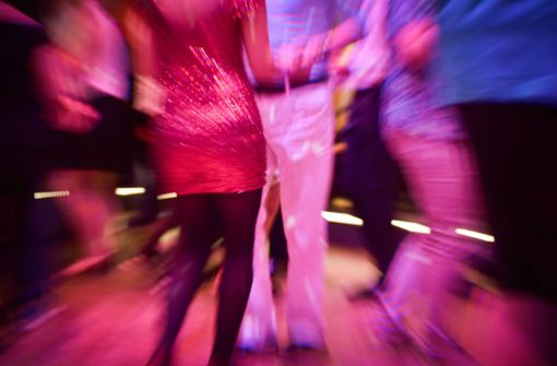 Ein Unbekannter hat zwei Frauen in einer Tanzschule in Asperg verletzt (Symbolbild). Foto: Lichtgut/Max Kovalenko/Lichtgut/Max Kovalenko
