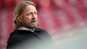Sven Mislintat würde sich über eine Europapokal-Teilnahme des VfB Stuttgart freuen. Foto: dpa/Tom Weller