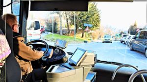 Jürgen Daiß fährt seit mehr als 20 Jahren den 66er-Bus. In jüngerer Zeit hat sich etwas verändert, sagt er. Foto: Caroline Holowiecki