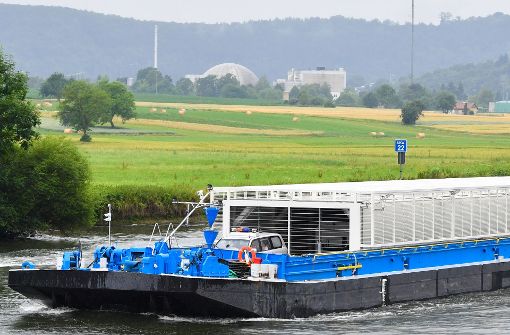 Der nächste Castor-Transport auf dem Neckar wird demnächst erwartet. Foto: dpa