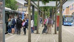 Schwierige Situation für Blinde: am Böblinger Busbahnhof Foto: factum/Simon Granville