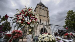 Frankreich hat von den von Islamisten ermordeten Priester Jacques Hamel Abschied genommen. Foto: EPA