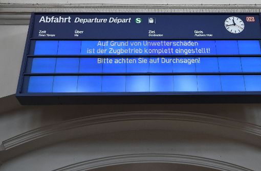 Die Deutsche Bahn nähert sich nach den Zerstörungen durch den massiven Herbststurm „Xavier“ Stück für Stück dem Normalzustand. Foto: dpa
