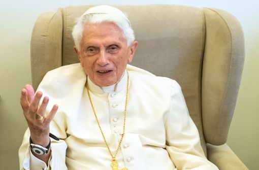 Mischt  der emeritierte Papst Benedikt noch immer in kirchenpolitischen Angelegenheiten mit? Foto: dpa/Daniel Karmann