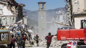 Ein Erdbeben hatte die kleine Stadt Amatrice in Italien am Mittwoch vor einer Woche vollkommen zerstört. Foto: ANSA