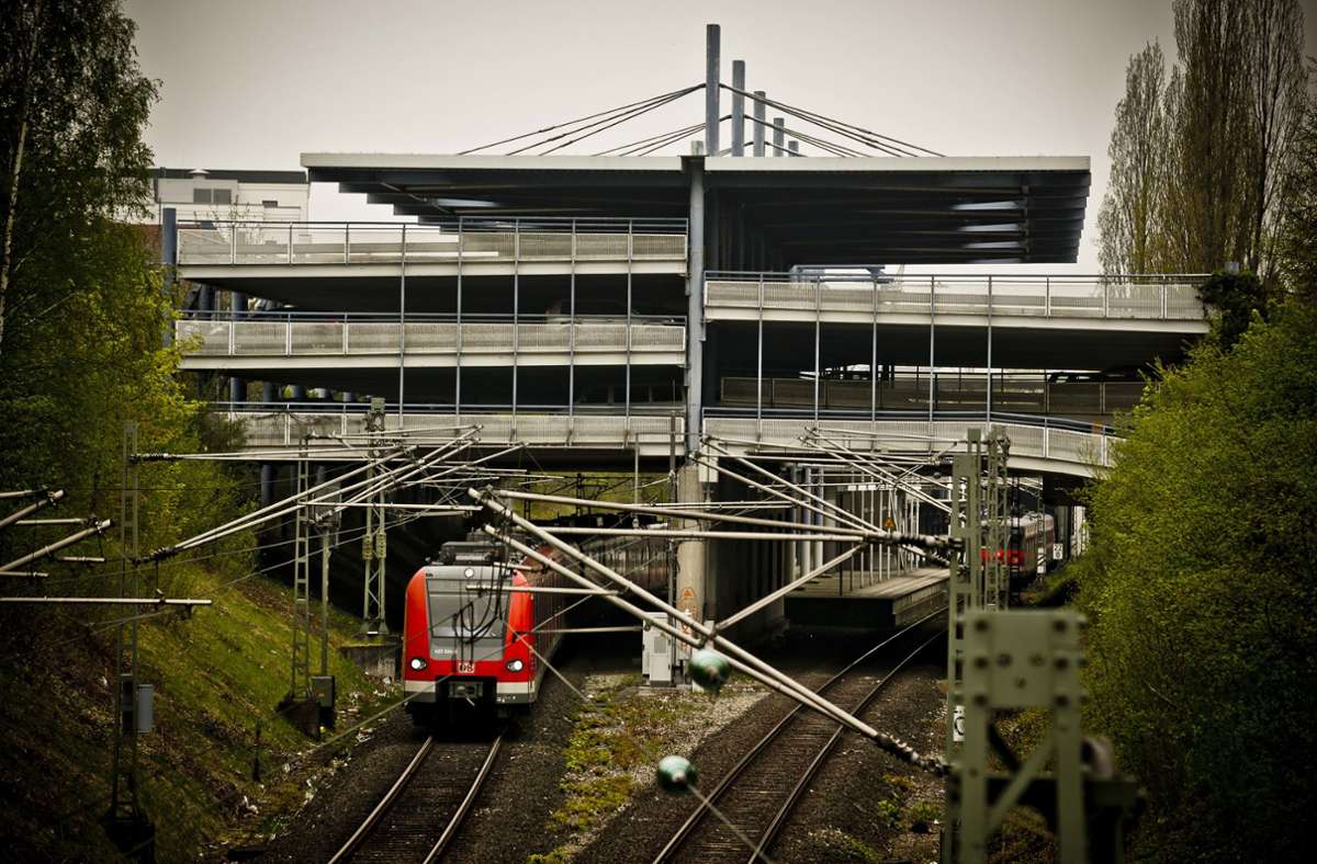 Fahren auf diesen Gleisen durch Leinfelden-Echterdingen auch künftig nur S-Bahnen? Foto: Lichtgut//Leif Piechowski