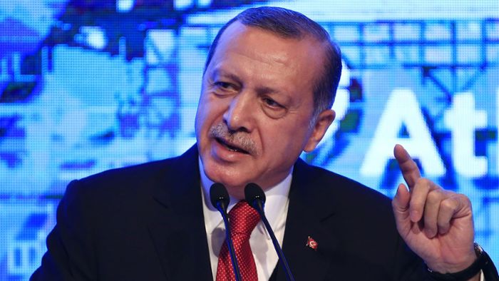 Erdogan will wieder der AKP beitreten