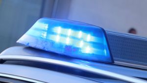 Stuttgart-Sillenbuch: Seniorin das Auto gestohlen – Zeugen gesucht