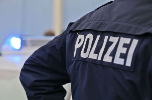 Polizeieinsatz in Weil im Schönbuch: Ein 20-Jähriger zückt im Streit ein Messer. Foto: Eibner-Pressefoto/Deutzmann / Eibner-Pressefoto