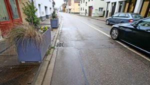 Unebenheiten im Belag der Stuttgarter Straße Foto: factum/Simon Granville