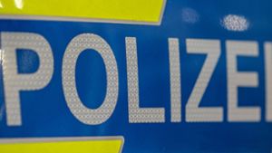 Die Polizei sucht nach einem Raub in Stuttgart Zeugen (Symbolbild). Foto: imago images/Andreas Gora/Andreas Gora via www.imago-images.de
