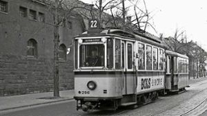 Eine historische Straßenbahn durch Bad Cannstatt Foto: SSB