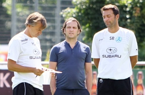 Die sportliche Führungsmannschaft der Blauen: Sportdirektor Zeyer (M.), Trainer Steffen (li.) und Co-Trainer Ristic Foto: Baumann