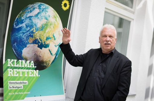 Die Erde im Blick: Grünen-Spitzenkandidat Andreas Winter Foto: Lichtgut/Christoph Schmidt
