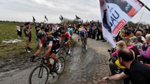 Beim Radrennen Paris – Roubaix gab es einen Todesfall zu beklagen. Foto: AFP