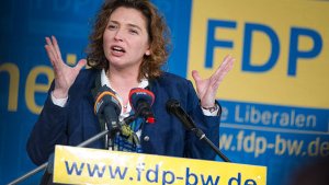 FDP-Generalsekretärin Nicola Beer appelliert an ihre Parteifreunde, eine echte Bürgerpartei zu sein. Foto: dpa