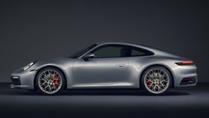 Die neue Generation des Porsche 911 soll in diesem Jahr Schwung bringen. Foto: Porsche AG