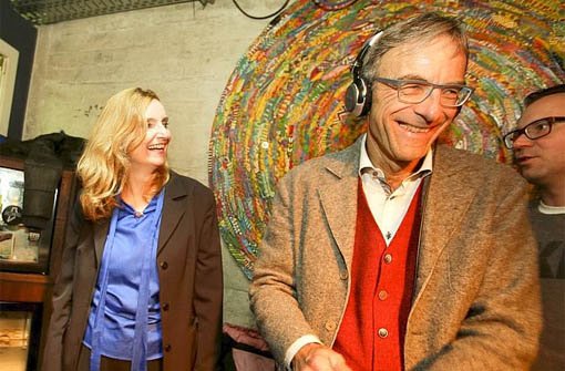 Isabel Fezer und Werner Wölfle (hier bei einer DJ-Party im Rathaus) haben gut lachen: Beide Bürgermeister werden künftig neuen Ressorts vorstehen. Foto: Lichtut/Leif Piechowski