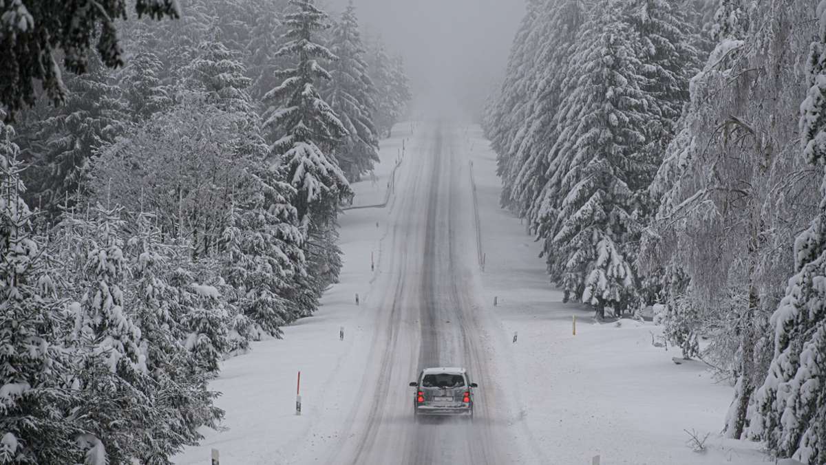 Auto winterfest machen: Diese Bußgelder drohen im Winter - Wissen