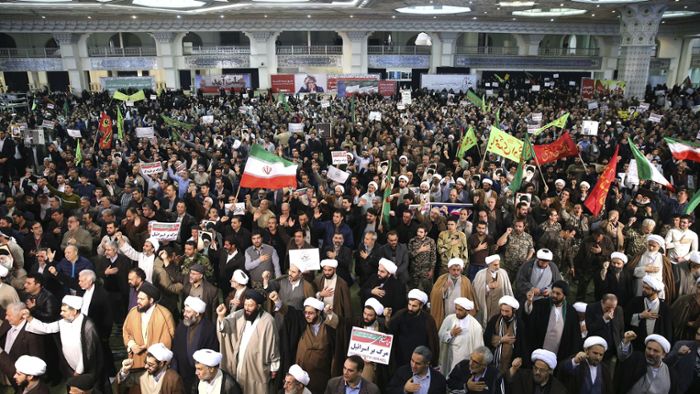 Demonstranten trotzen Irans Regierung