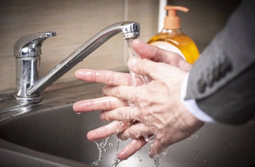 „Wascht eure Hände!“ und „Wehrt euch gegen das Coronavirus!“: Ein Corona-Song wird zum internationalen Klick-Hit. Foto: 7aktuell.de/Marc Gruber