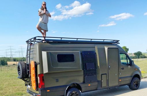 Natascha Plietsch freut sich bereits auf ihr neues Leben. Mit ihrem Van will sie quer durch ganz Europa und hofft auf spannende Abenteuer. Foto: Plietsch